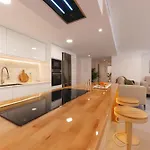 Bravissimo Turbau Entresol A, With 3 Bedrooms Lägenhet Girona