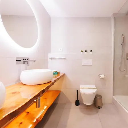 Bravissimo Turbau Entresol A, With 3 Bedrooms شقة